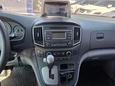 Hyundai Starex 2017, 95000 км, за 8800000 KRW - фото 13