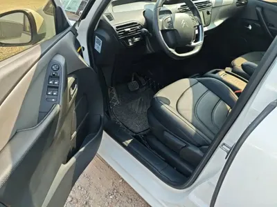 Citroen C4 Picasso 2017, 77500 км, за 46700 CNY - фото 16