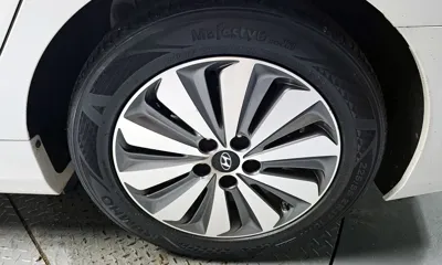 Hyundai Grandeur 2016, 116093 км, за 9600000 KRW - фото 21