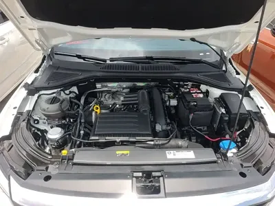 Volkswagen Lavida 2019, 88500 км, за 61100 CNY - фото 20