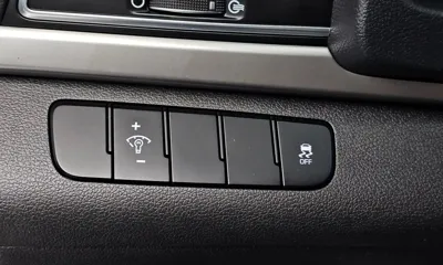 Hyundai Avante 2016, 121277 км, за 9200000 KRW - фото 17