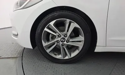 Hyundai Avante 2018, 126182 км, за 9000000 KRW - фото 5