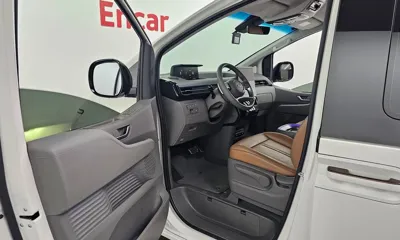 Hyundai Staria 2024, 59102 км, за 41000000 KRW - фото 26