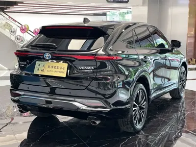 Toyota Venza 2023, 25000 км, за 169800 CNY - фото 4