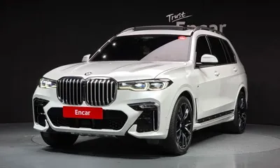 BMW X7 · 2021 год