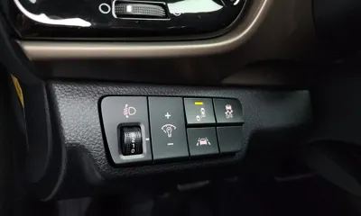 Kia Stonic 2019, 60854 км, за 12300000 KRW - фото 21