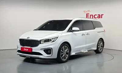 Kia Canival · 2019 год