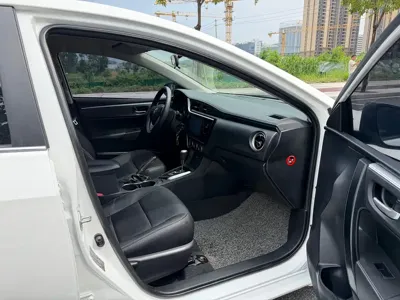 Toyota Corolla 2019, 86000 км, за 43800 CNY - фото 11