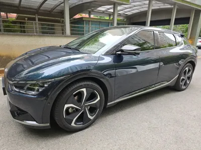 Kia EV6 · 2023 год