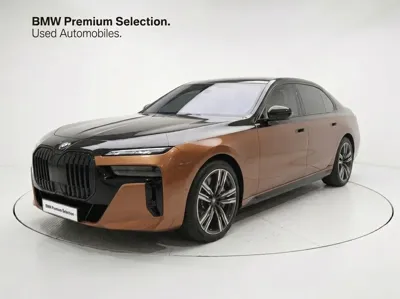 BMW i7 · 2026 год