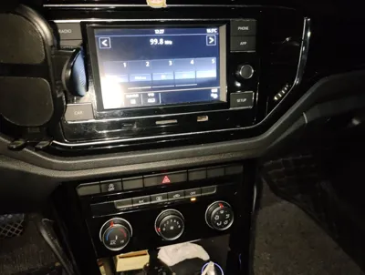 Volkswagen T-Roc 2018, 131800 км, за 61583.54 CNY - фото 12