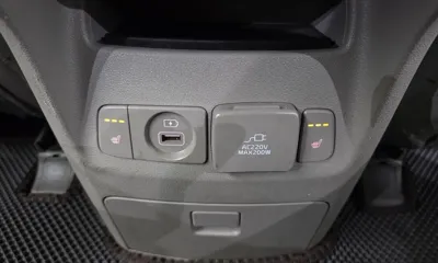 Kia Canival 2017, 214802 км, за 8900000 KRW - фото 19