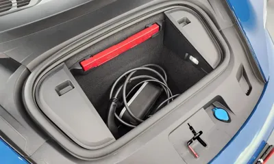 Porsche Taycan 2022, 13787 км, за 107700000 KRW - фото 6