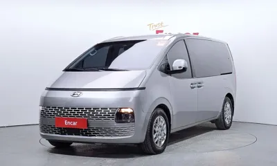 Hyundai Staria · 2022 год