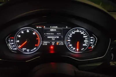 Audi A4L 2017, 190799 км, за 62725.98 CNY - фото 11