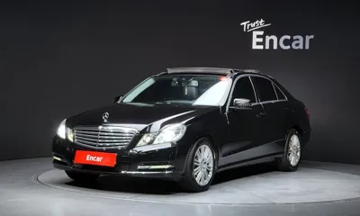 Mercedes-Benz E-Class · 2012 год