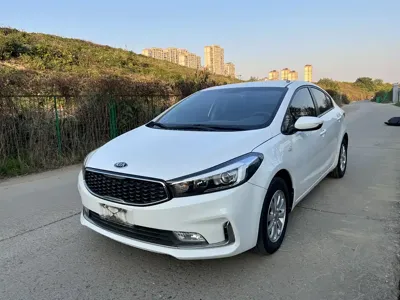 Kia K3 · 2016 год