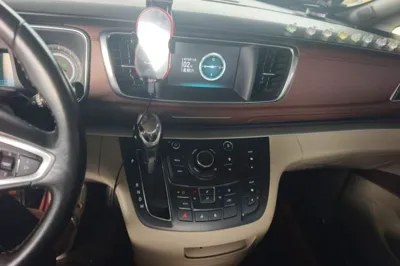 Buick GL8 2018, 55400 км, за 97843.17 CNY - фото 14