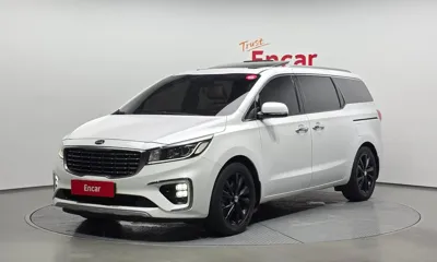Kia Canival · 2019 год