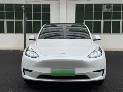 Tesla Model Y 2022, 110000 км, за 159800 CNY