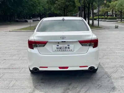 Toyota Reiz 2015, 100000 км, за 53800 CNY