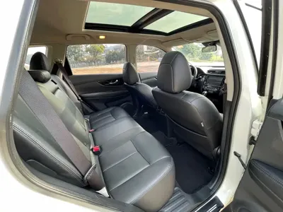 Nissan X-Trail 2021, 80000 км, за 76800 CNY - фото 16