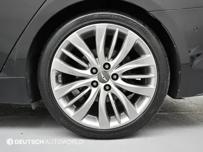 Hyundai Genesis 2016, 269715 км, за 8500000 KRW - фото 6