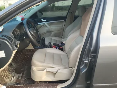 Skoda Octavia 2015, 121900 км, за 31318.9 CNY - фото 16