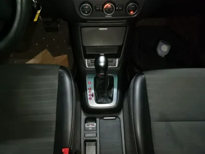 Volkswagen Tiguan 2016, 127200 км, за 52795.1 CNY - фото 24