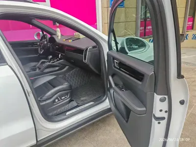 Porsche Cayenne 2018, 79000 км, за 269800 CNY - фото 4