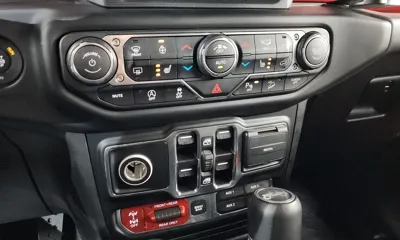 Jeep Wrangler 2019, 39080 км, за 57000000 KRW - фото 32