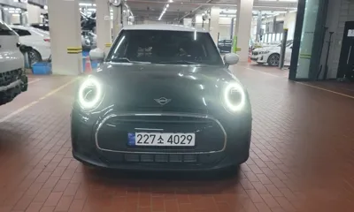 MINI Cooper · 2024 год