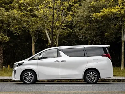 Toyota Alphard 2015, 110000 км, за 288000 CNY