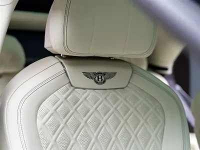 Bentley Flying Spur 2023, 98000 км, за 1880000 CNY - фото 15