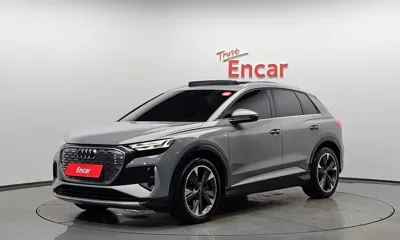 Audi Q4 e-tron · 2023 год