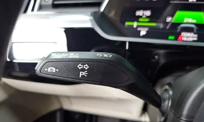 Audi e-tron 2022, 72262 км, за 48500000 KRW - фото 30