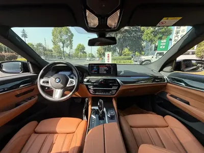 BMW 6 Series GT 2024, 16000 км, за 308800 CNY - фото 11