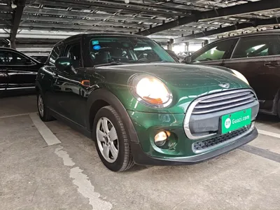 MINI MINI 2015, 119800 км, за 54818.82 CNY