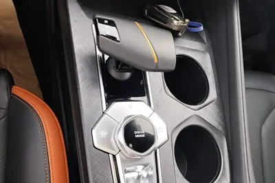Changan UNI-V 2023, 36200 км, за 78210.64 CNY