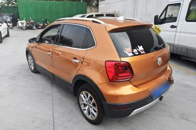 Volkswagen Polo 2018, 44800 км, за 52595.89 CNY