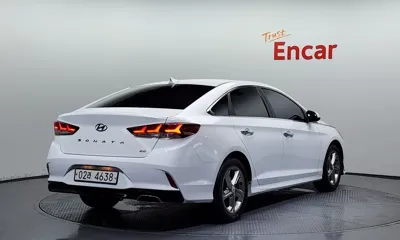 Hyundai Sonata 2018, 80069 км, за 12900000 KRW