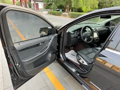 Mercedes-Benz R-Class 2017, 131800 км, за 99800 CNY - фото 13