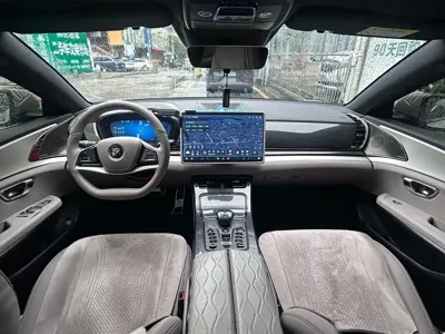 BYD Han 2025, 80000 км, за 133800 CNY - фото 6