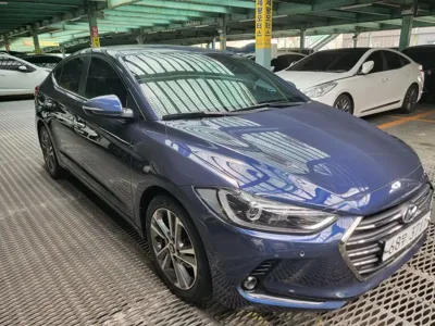 Hyundai Avante 2018, 134000 км, за 8990000 KRW