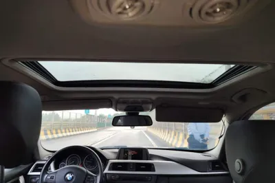 BMW 3 Series 2015, 92700 км, за 54023.46 CNY - фото 18
