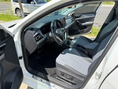 Volkswagen Lavida 2023, 45000 км, за 83800 CNY - фото 16