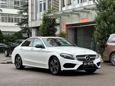 Mercedes-Benz C-Class 2018, 40000 км, за 85800 CNY