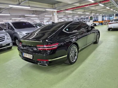 Genesis G80 2022, 62000 км, за 38500000 KRW