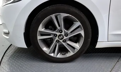 Hyundai Avante 2018, 73883 км, за 11500000 KRW - фото 5