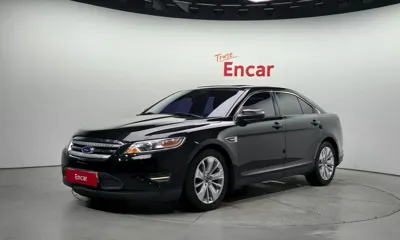 Ford Taurus · 2012 год